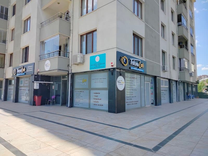 Teknolab Robotik ve Kodlama (Teknolab Sosyal Etkinlik ve Gelişim Merkezi) görseli